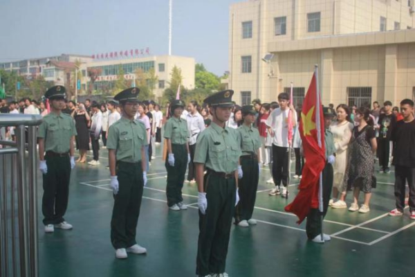 岳陽市江南通信職業(yè)技術(shù)學校,岳陽江南學校,岳陽江南通信學校,岳陽職業(yè)學校